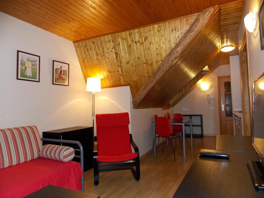 Apartamentos Fidalgo Sandiniés Værelse billede